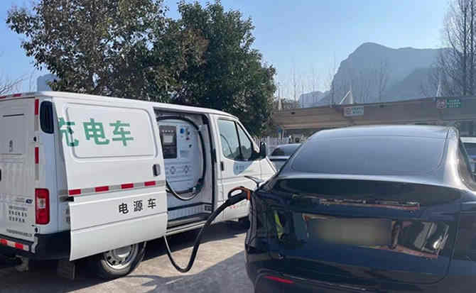 剑阁汽车搭电