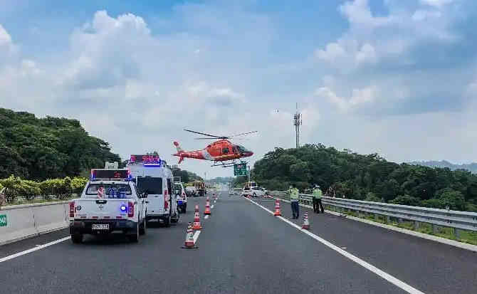 剑阁高速公路汽车救援案例